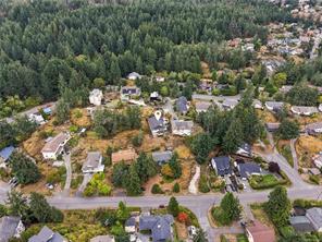 3146 Robin Hood Dr — listing photo 21 of 55