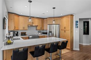 536 Cook St — listing photo 20 of 58