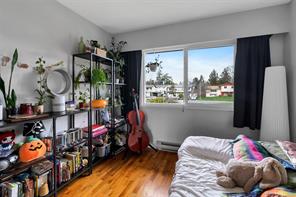 1725 Ashdale Pl — listing photo 20 of 54
