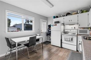 1725 Ashdale Pl — listing photo 37 of 54