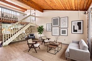 202-3295 Island Hwy — listing photo 14 of 37
