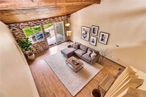 202-3295 Island Hwy — listing photo 21 of 37