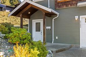 5702 Amsterdam Cres — listing photo 17 of 55