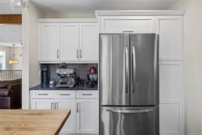 5702 Amsterdam Cres — listing photo 23 of 55