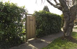 2043 Milton St, Oak Bay