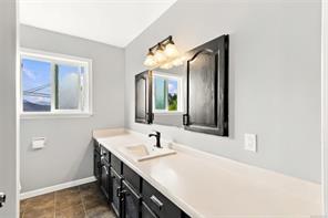 4066 21st Ave — listing photo 16 of 36