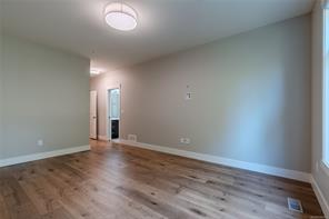 103-5644 Linley Valley Dr — listing photo 18 of 35