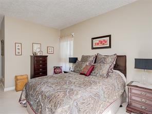 27-4305 Maltwood Lane — listing photo 17 of 46