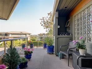 27-4305 Maltwood Lane — listing photo 31 of 46