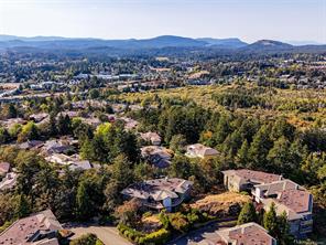27-4305 Maltwood Lane — listing photo 40 of 46
