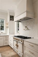 1307 Transit Rd — listing photo 17 of 57