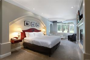602/601B 366 Clubhouse Dr, Courtenay