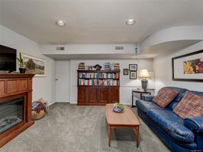 2064 Lansdowne Rd — listing photo 19 of 63