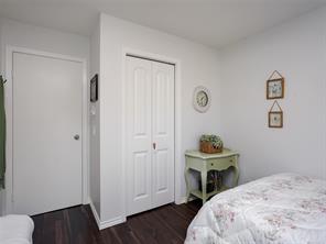 201-1215 Bay St — listing photo 17 of 25
