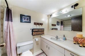403-3555 Outrigger Rd — listing photo 15 of 53