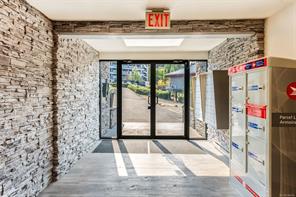 403-3555 Outrigger Rd — listing photo 18 of 53