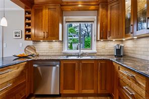 1658 Brousson Dr — listing photo 18 of 49