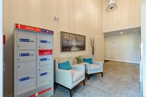 105-1011 Burdett Ave — listing photo 21 of 27