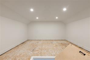 105-614 Atkins Ave — listing photo 24 of 25