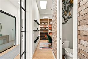 PH3-1033 Cook St — listing photo 30 of 46