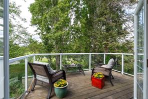 840 Tillicum Rd — listing photo 17 of 60