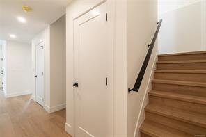 561 Belford Pl — listing photo 26 of 33