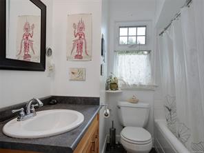 1637 McRae Ave — listing photo 15 of 30