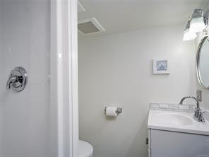 1637 McRae Ave — listing photo 19 of 30