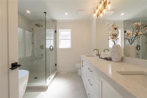 565 Belford Pl — listing photo 15 of 25