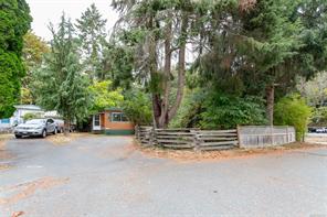 1-2670 Sooke River Rd — listing photo 37 of 38