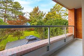 201-327 Maitland St — listing photo 19 of 24