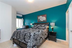 7921 Polo Park Cres — listing photo 19 of 40
