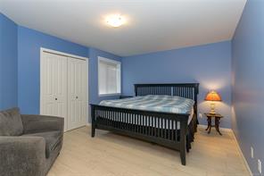 7921 Polo Park Cres — listing photo 23 of 40