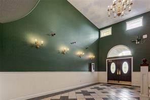 204-645 Selby St — listing photo 31 of 43