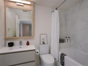 302-530 Michigan St — listing photo 17 of 26