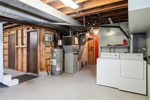 2430 Camelot Rd — listing photo 26 of 36