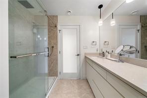 2836 Turnstyle Cres — listing photo 15 of 23
