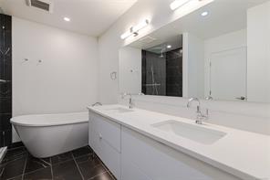 905-1628 Store St — listing photo 29 of 33