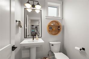 2274 Evelyn Lane — listing photo 28 of 34