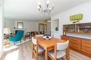 4468 Autumnwood Lane — listing photo 15 of 53