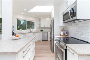 4468 Autumnwood Lane — listing photo 17 of 53