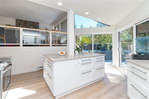 4468 Autumnwood Lane — listing photo 19 of 53