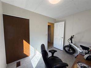 9511 Chancellor Hts — listing photo 29 of 33