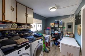 6960 Quatse Cres — listing photo 16 of 18