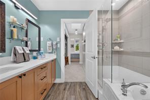2B-7250 West Saanich Rd — listing photo 26 of 36