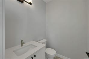 303 Hilchey Rd — listing photo 20 of 34
