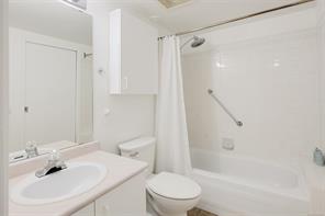 209-1063 Southgate St — listing photo 22 of 37