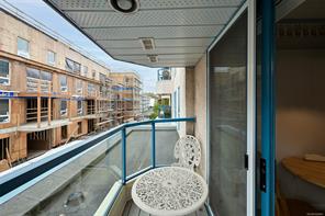 209-1063 Southgate St — listing photo 30 of 37