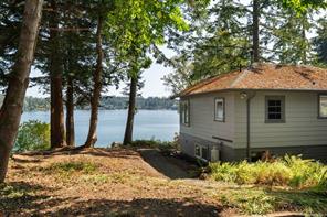 389 Moses Point Rd — listing photo 33 of 46
