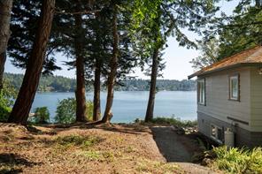 389 Moses Point Rd — listing photo 34 of 46